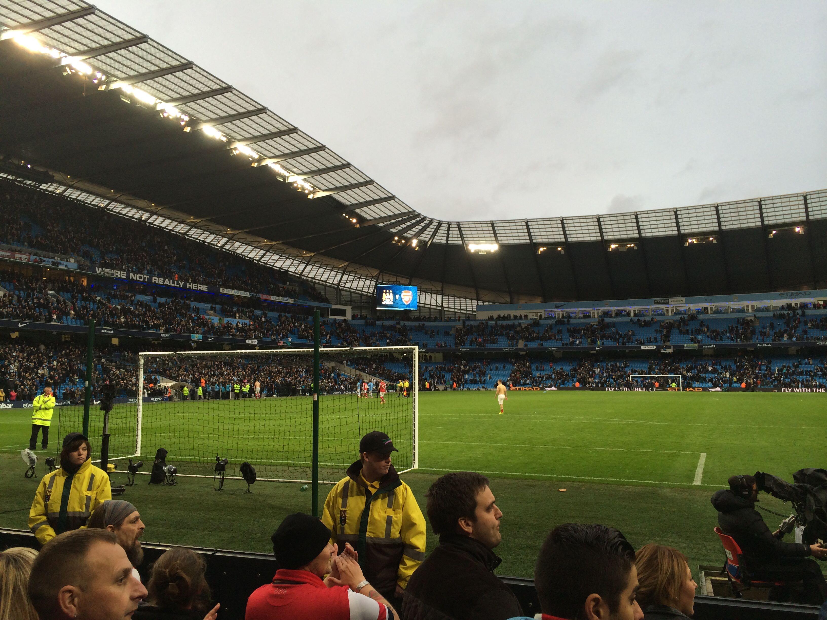 不仅因为他 不仅因为他